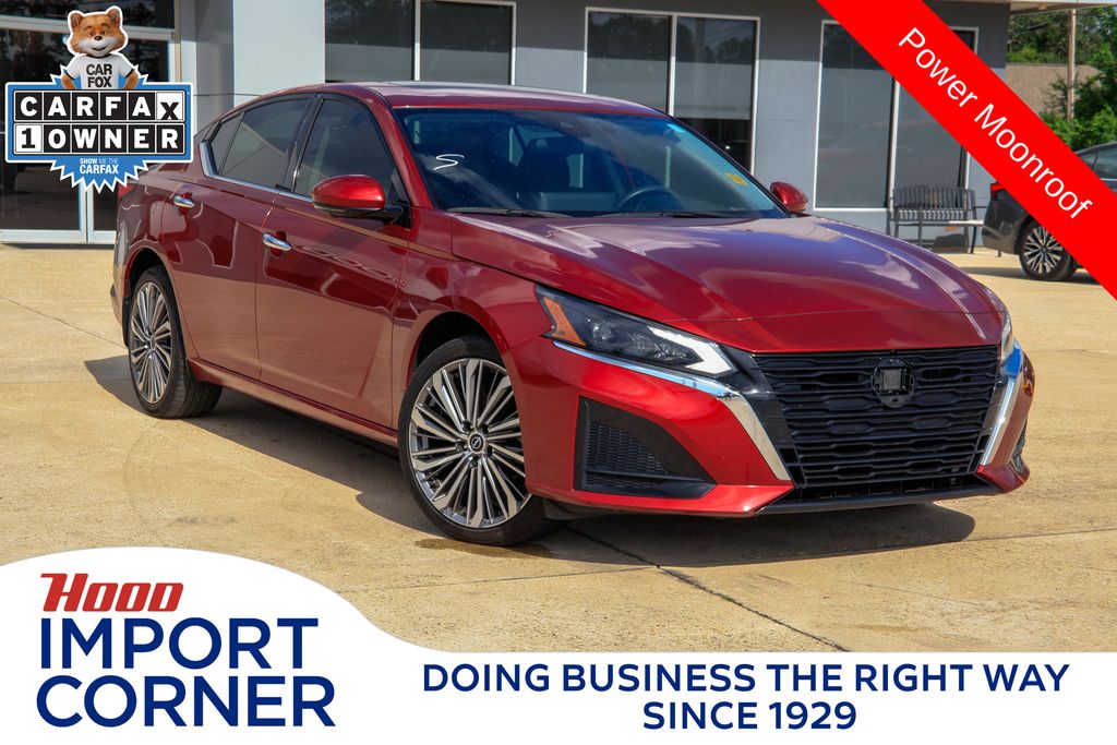 Red (Scarlet Ember Tintcoat) 2023 Nissan Altima Sedan All-Wheel Drive Continuously Variable Transmission