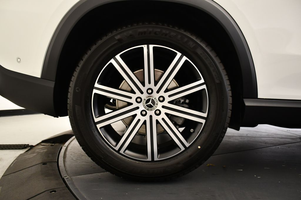 Thumbnail: 2026 Mercedes-Benz GLE - 15