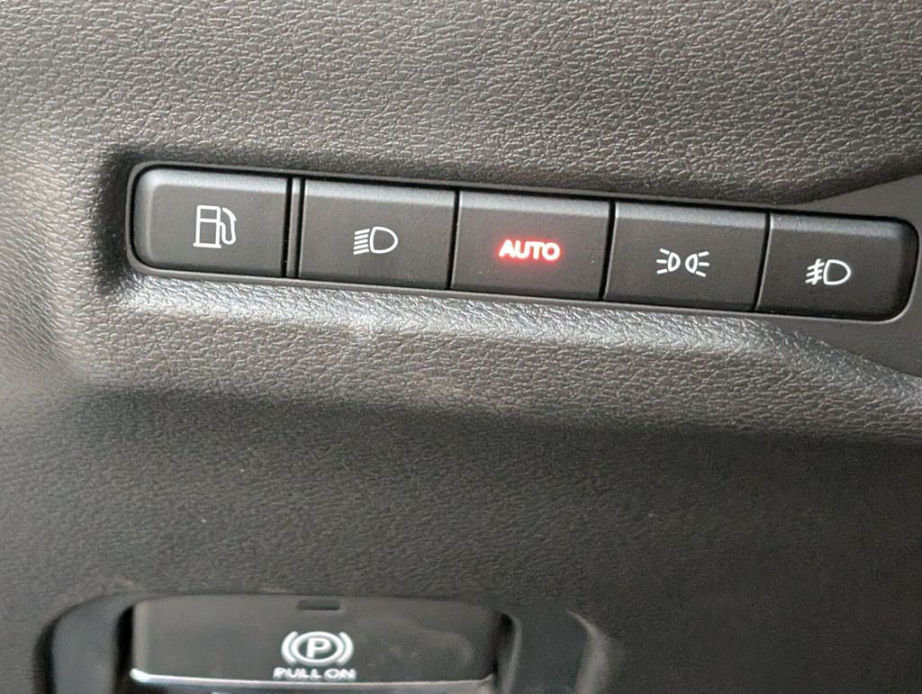 new 2026 Jeep Cherokee car, priced at $41,810