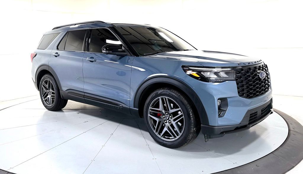 2025 Ford Explorer ST AWD
