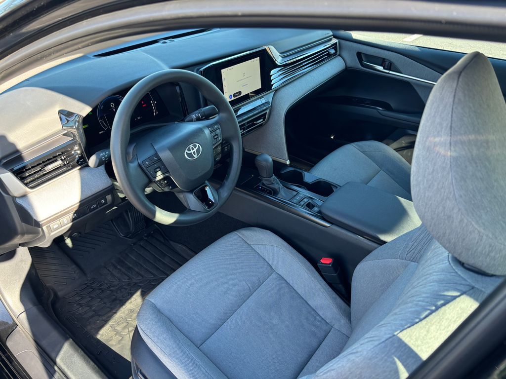 Thumbnail: 2026 Toyota Camry - 9