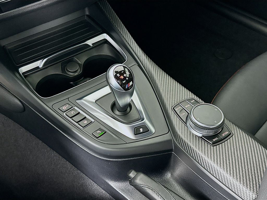 Thumbnail: 2020 BMW M2 - 17