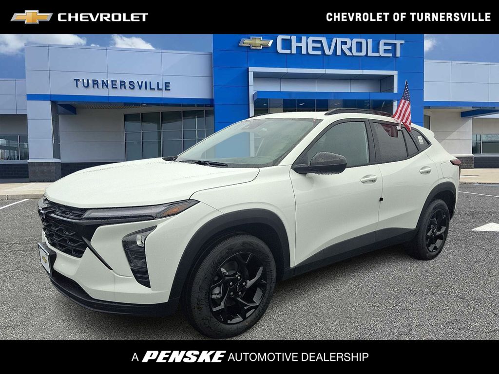 Thumbnail: 2026 Chevrolet Trax - 1