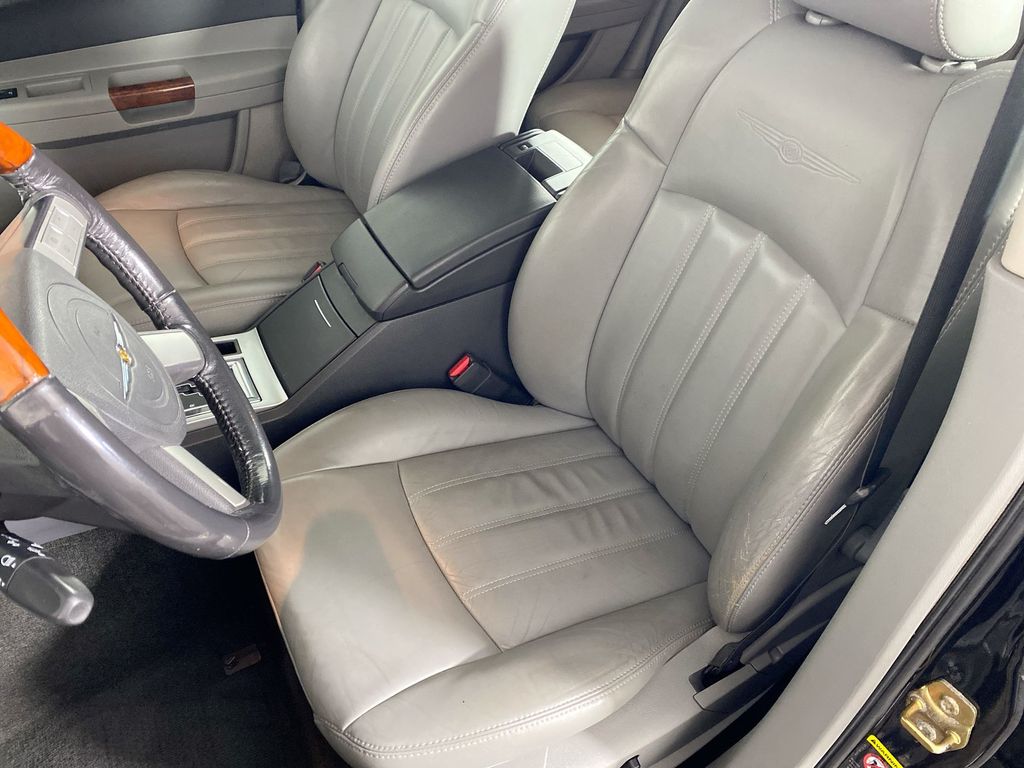 2006 Chrysler 300 C photo
