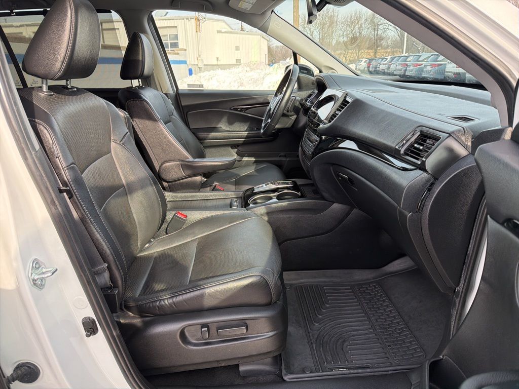 Thumbnail: 2021 Honda Pilot - 27