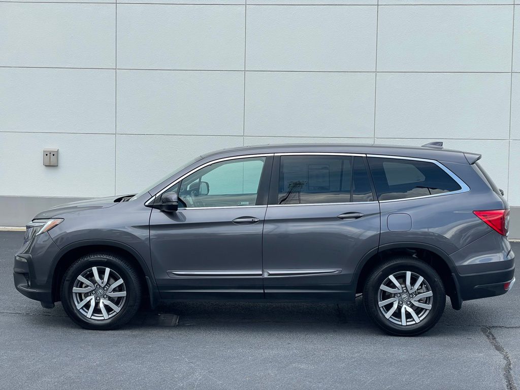 Thumbnail: 2019 Honda Pilot - 2