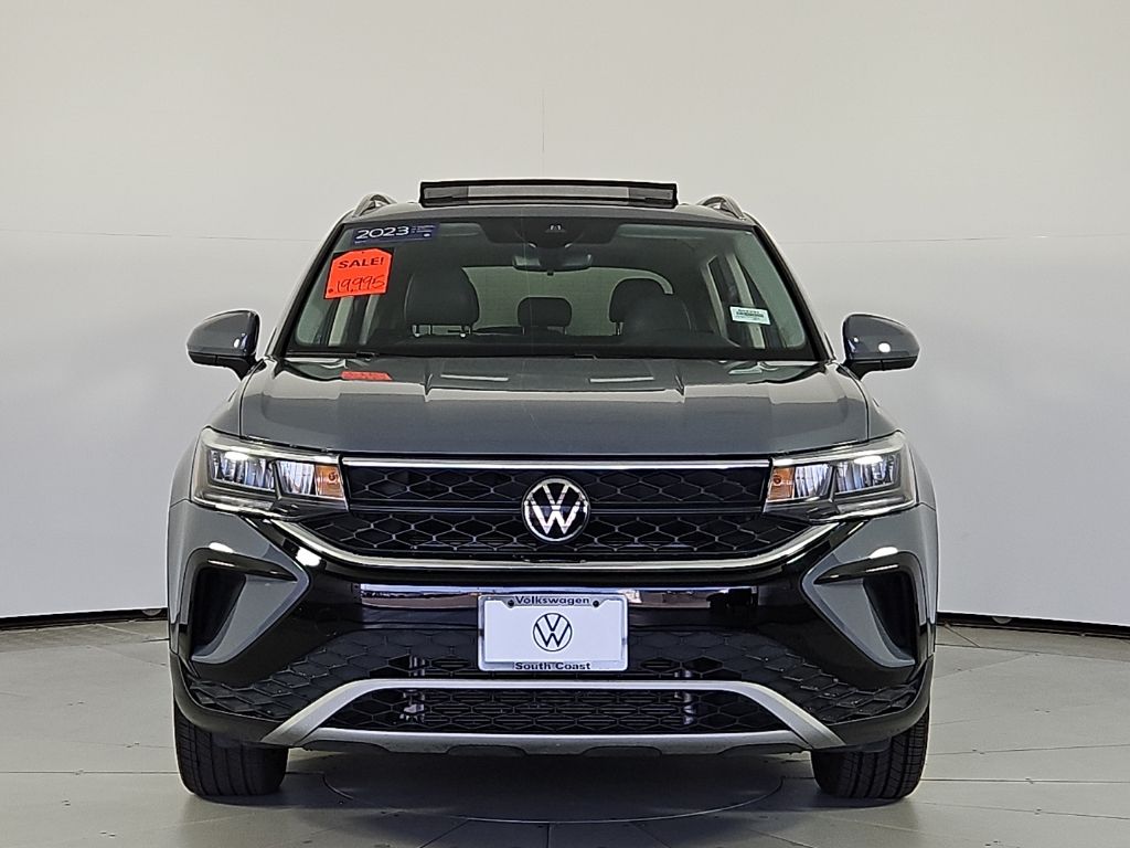 Thumbnail: 2023 Volkswagen Taos - 3