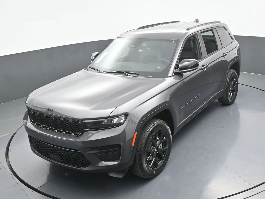 New 2025 Baltic Gray Metallic Clearcoat Jeep Altitude X image 40