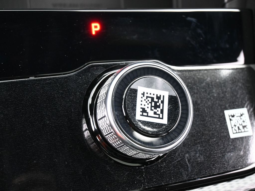 New 2026 Diamond Black Crystal Pearlcoat Jeep Laredo X image 20