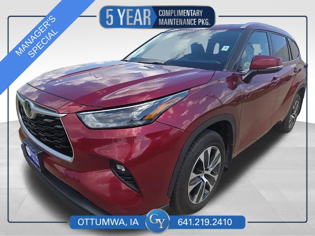 Red (Ruby Flare Pearl) 2022 Toyota Highlander SUV / Crossover All-Wheel Drive 8-Speed Automatic