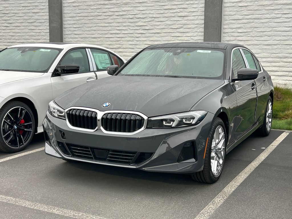 Thumbnail: 2026 BMW 3 Series - 2