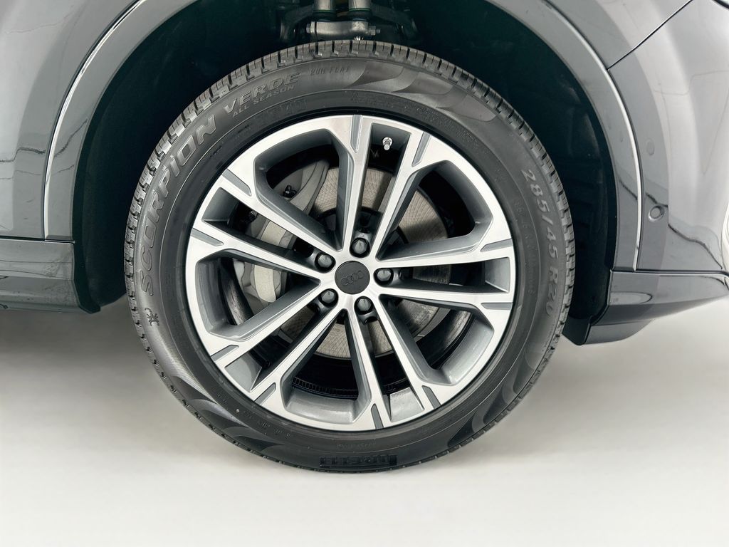 Thumbnail: 2026 Audi Q7 - 31
