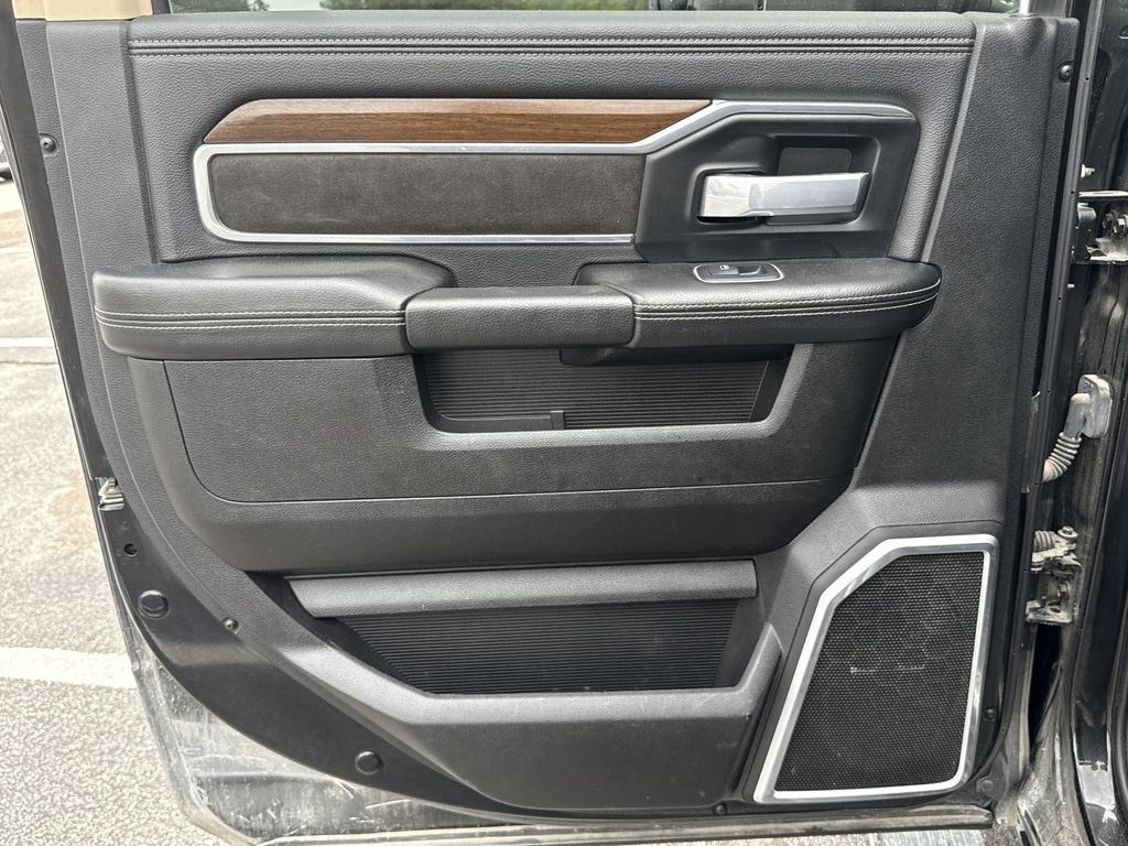 2022 Ram 2500 Laramie Black at Victoria Chrysler Dodge Jeep Ram