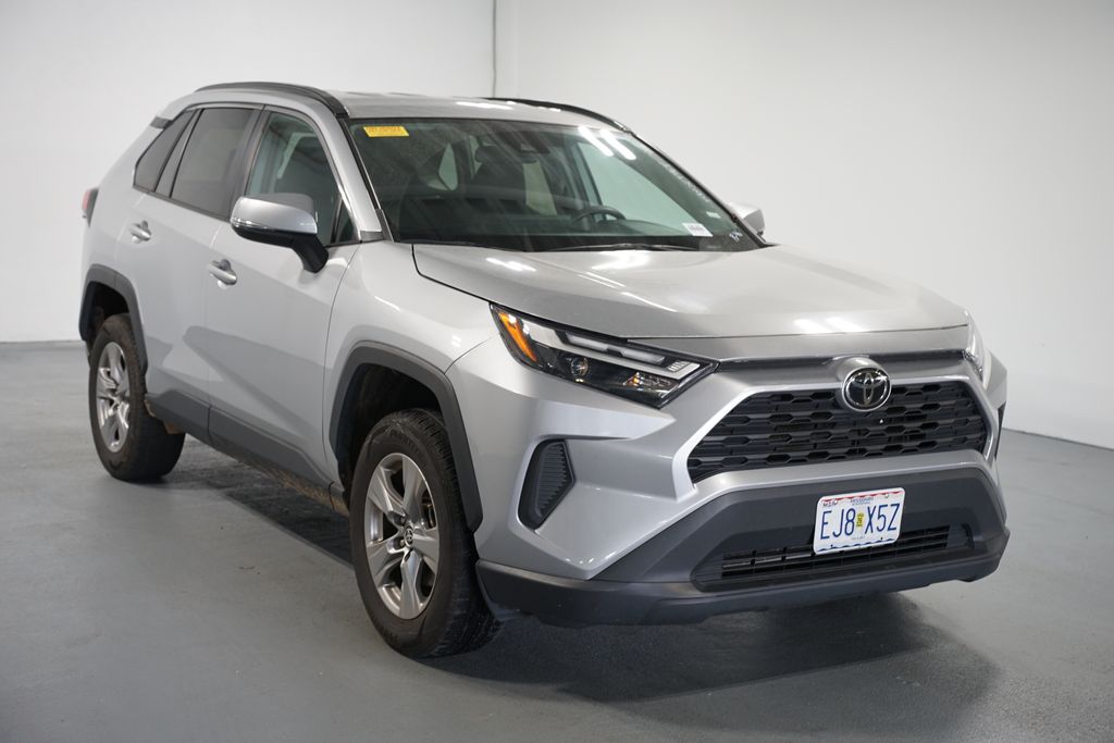 Thumbnail: 2024 Toyota RAV4 - 3