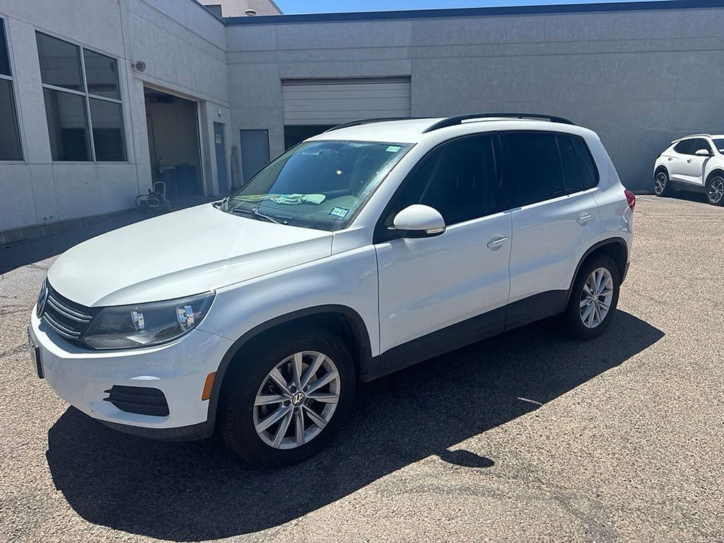 2017 Volkswagen Tiguan Limited 2.0T - 1
