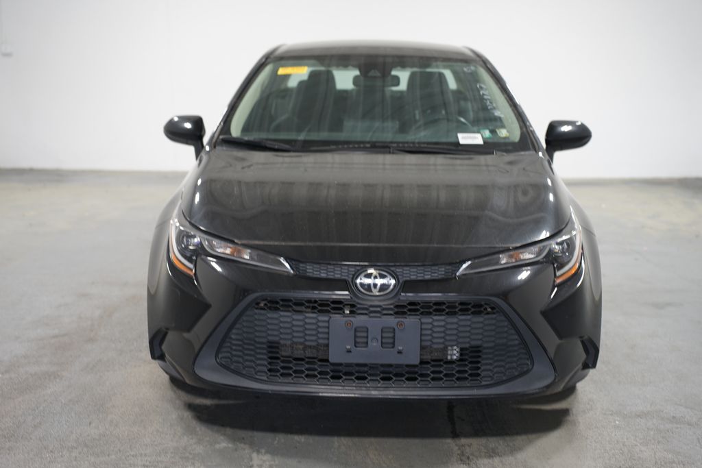 2022 Toyota Corolla LE 2