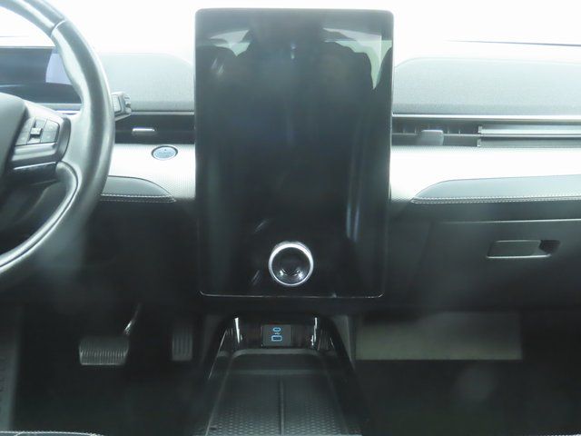 Thumbnail: 2021 Ford Mustang Mach-E - 14