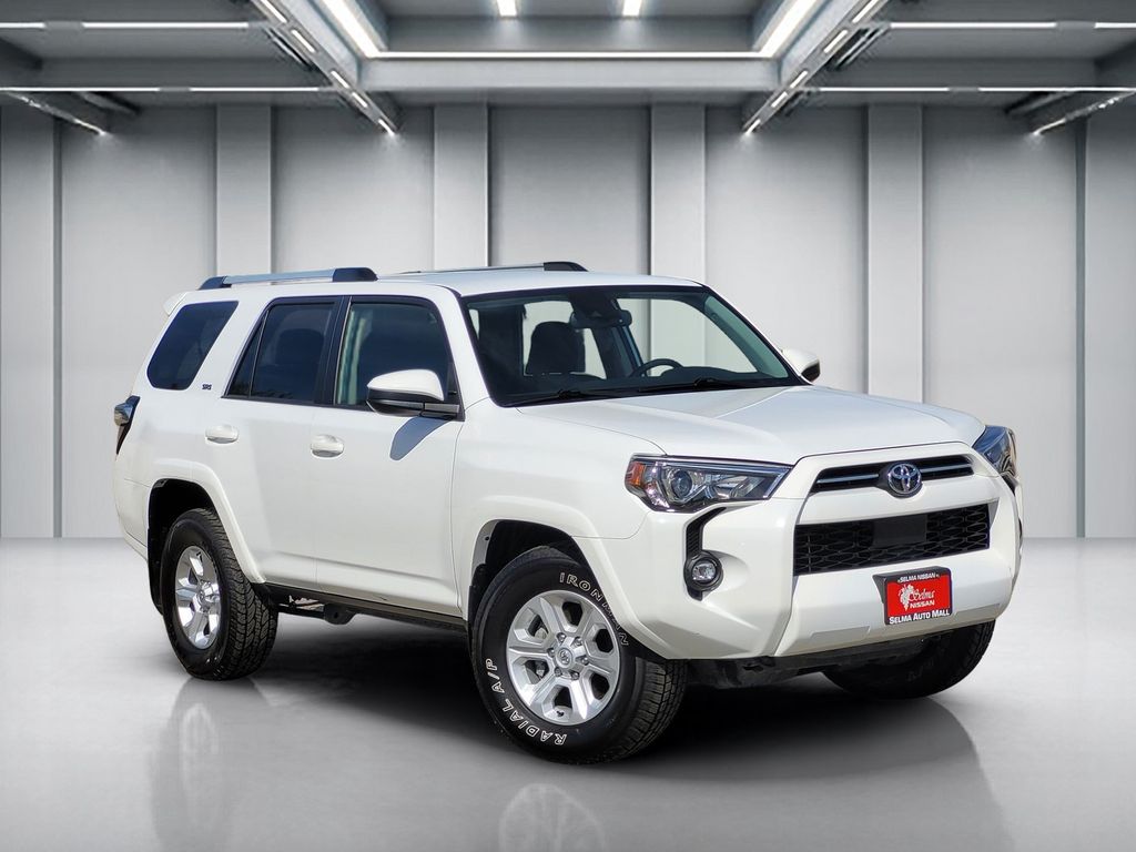2024 Toyota 4Runner SR5 RWD