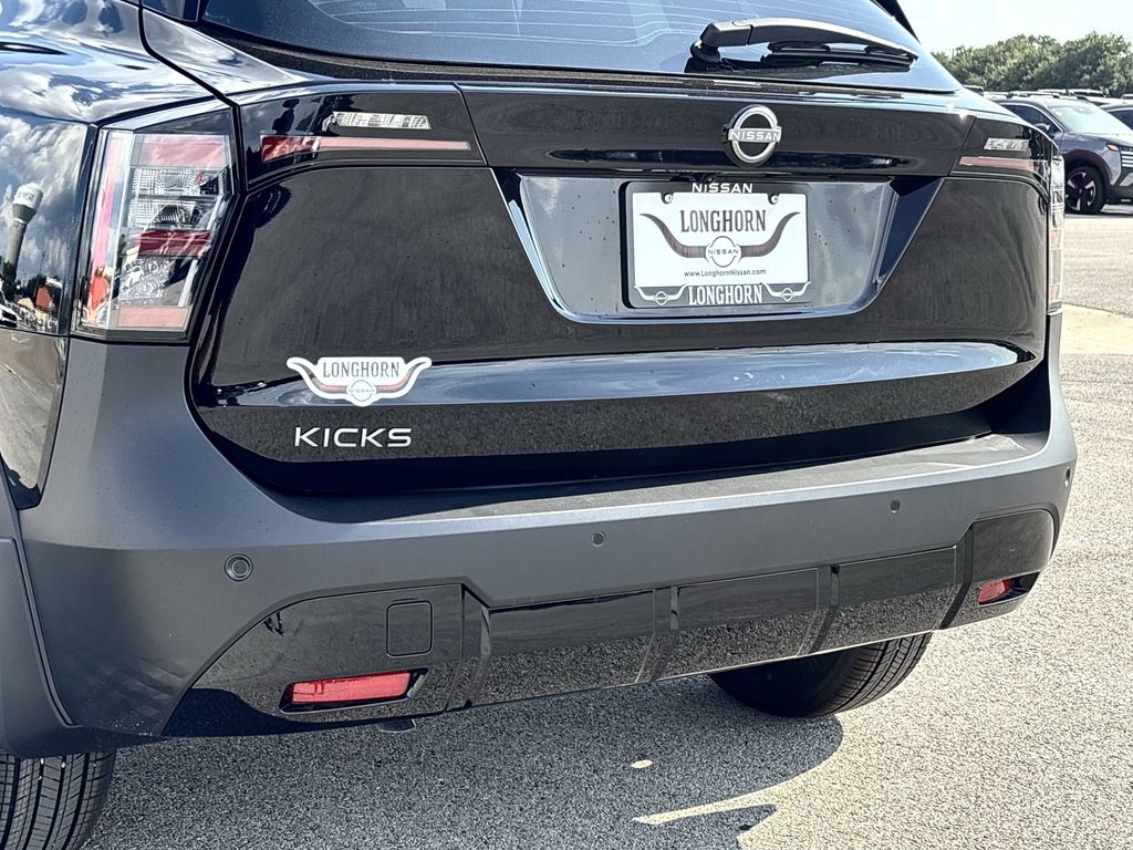New 2026 Nissan Kicks SUV