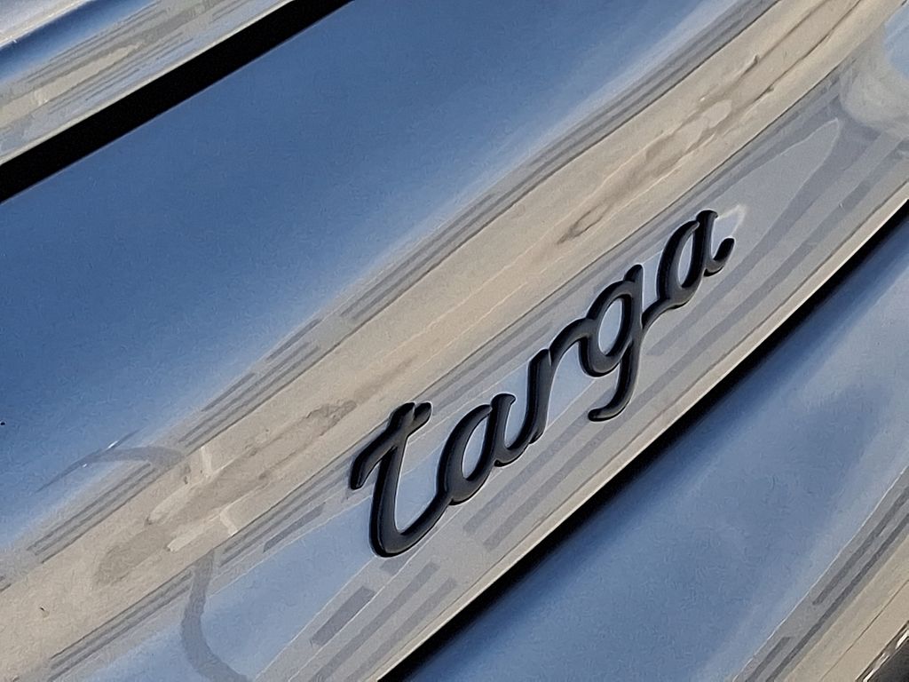 Thumbnail: 2003 Porsche 911 - 28