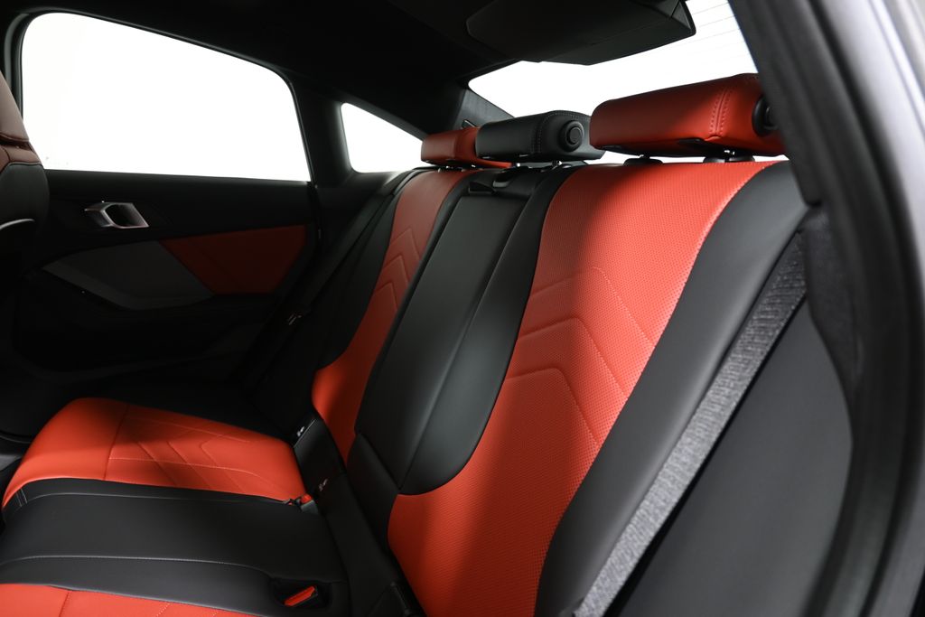 Thumbnail: 2026 BMW 2 Series - 4