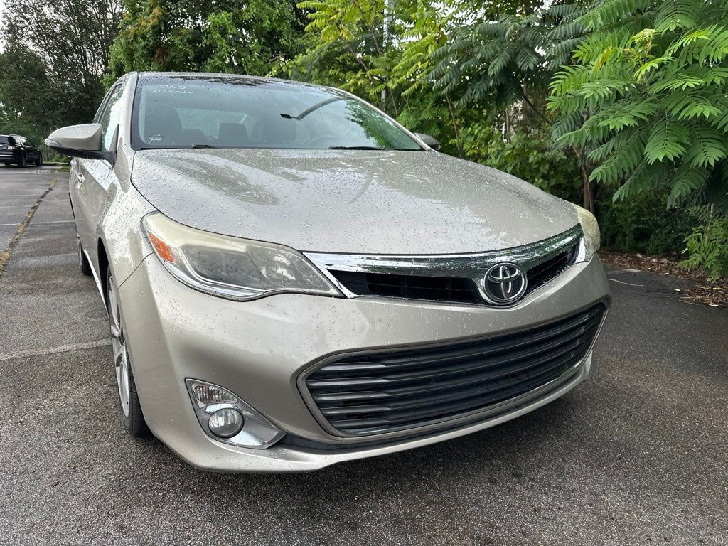 Creme Brulee 2014 Toyota Avalon Sedan Front-Wheel Drive 6-Speed Automatic