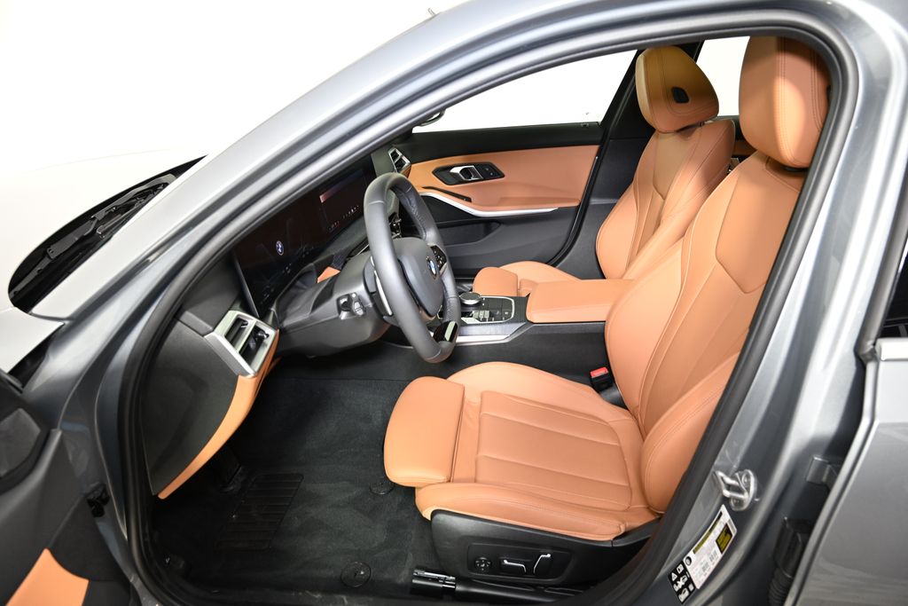 Thumbnail: 2025 BMW 3 Series - 14