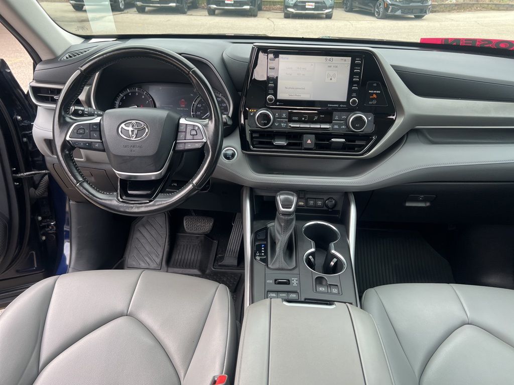 2021 Toyota Highlander XLE photo