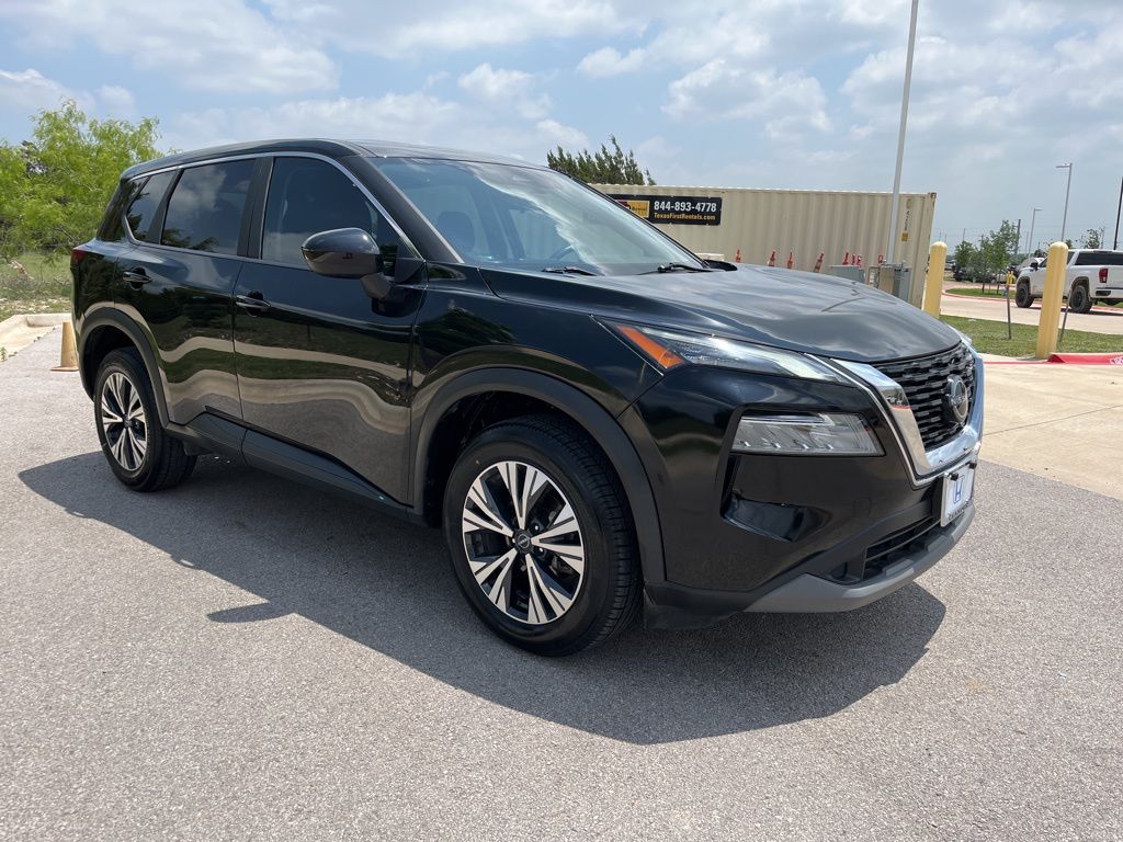 2023 Nissan Rogue SV 3