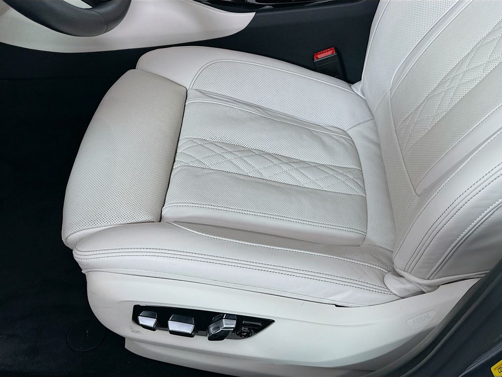 2019 BMW 5 Series 540i 20