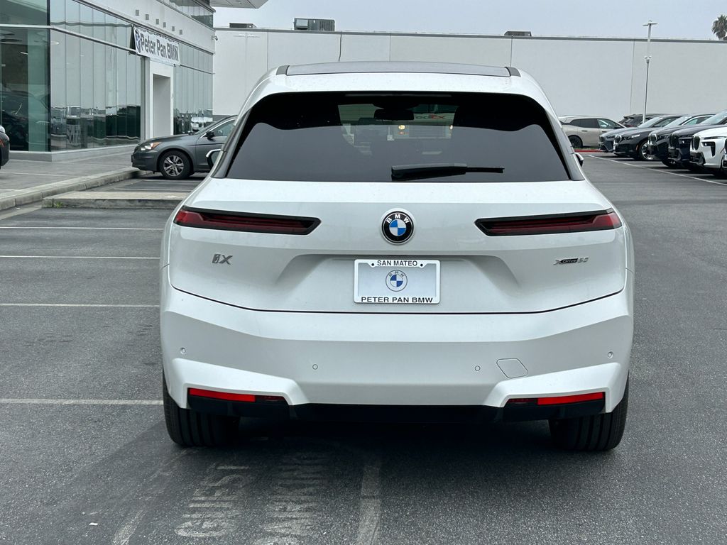 Thumbnail: 2026 BMW iX - 4
