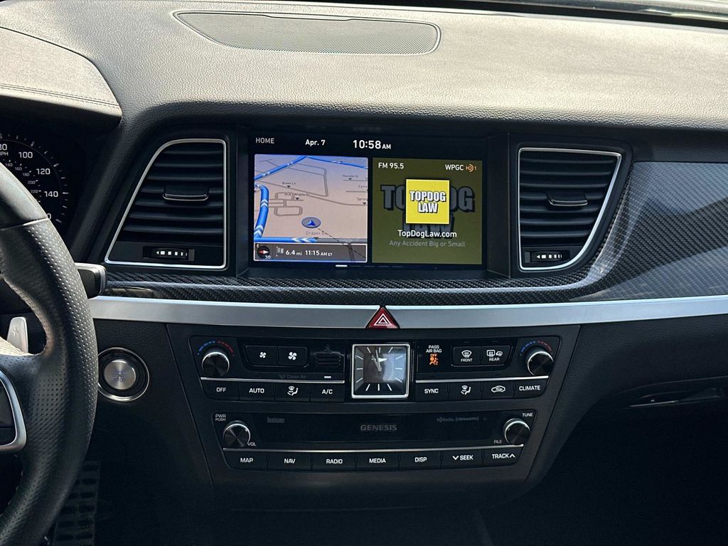 View vehicle photo 3