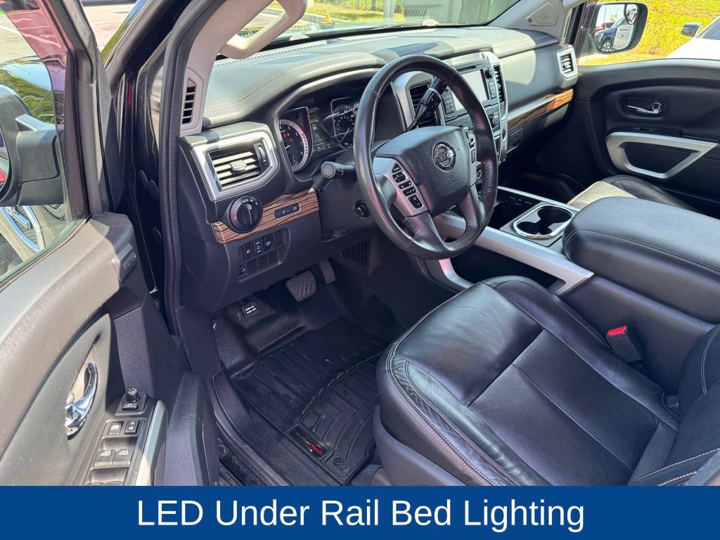 2017 Nissan Titan SL