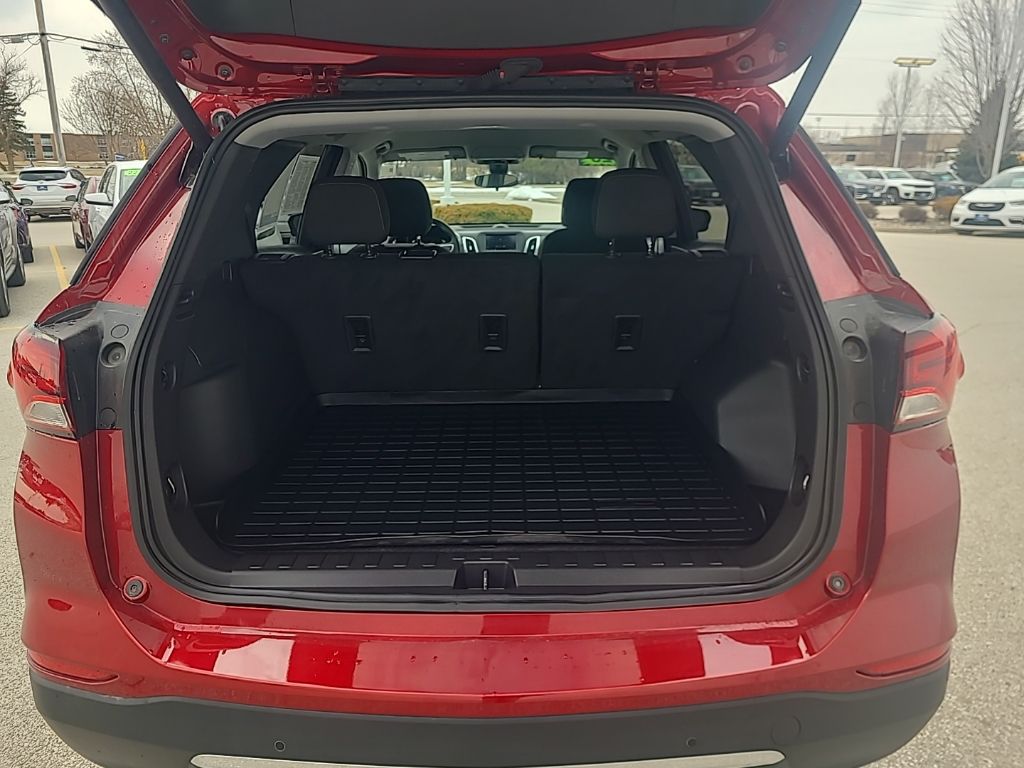 used 2023 Chevrolet Equinox car, priced at $22,447