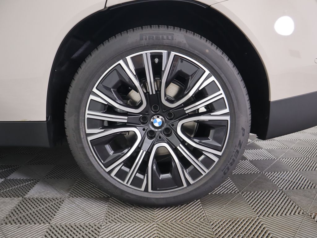 Thumbnail: 2025 BMW X3 - 31