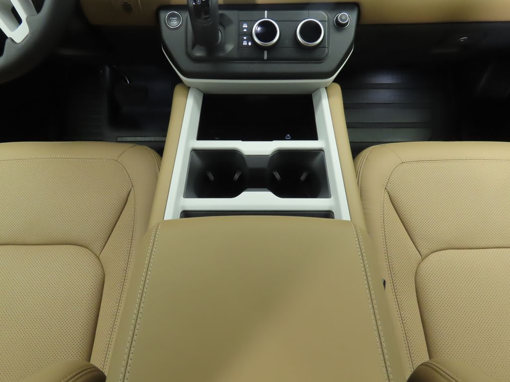 2025 Land Rover Defender 110 16
