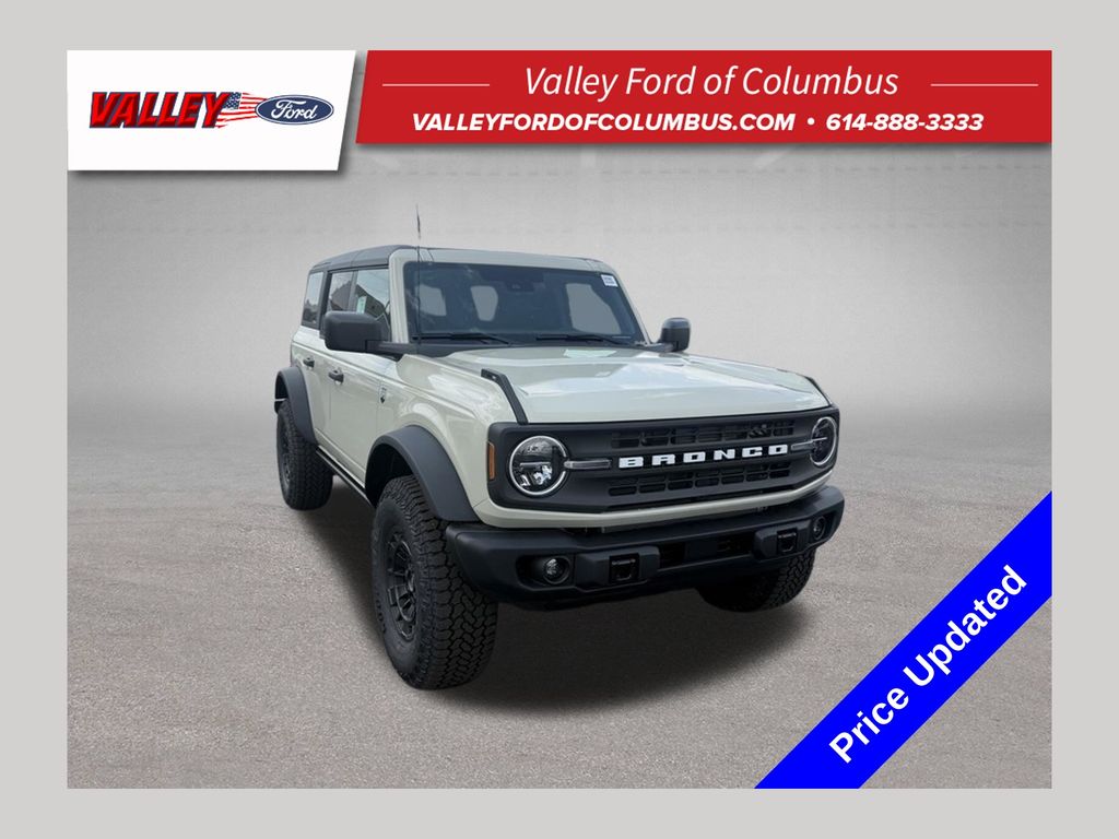 Desert Sand 2026 Ford Bronco SUV / Crossover Four-Wheel Drive Automatic