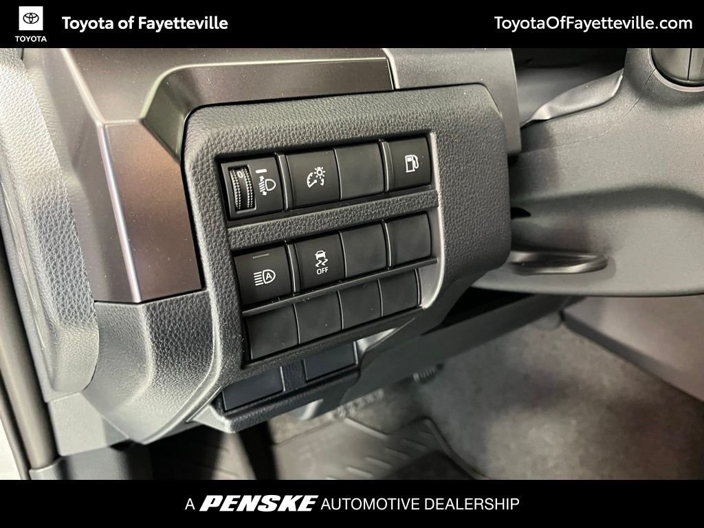 Thumbnail: 2025 Toyota 4Runner - 28