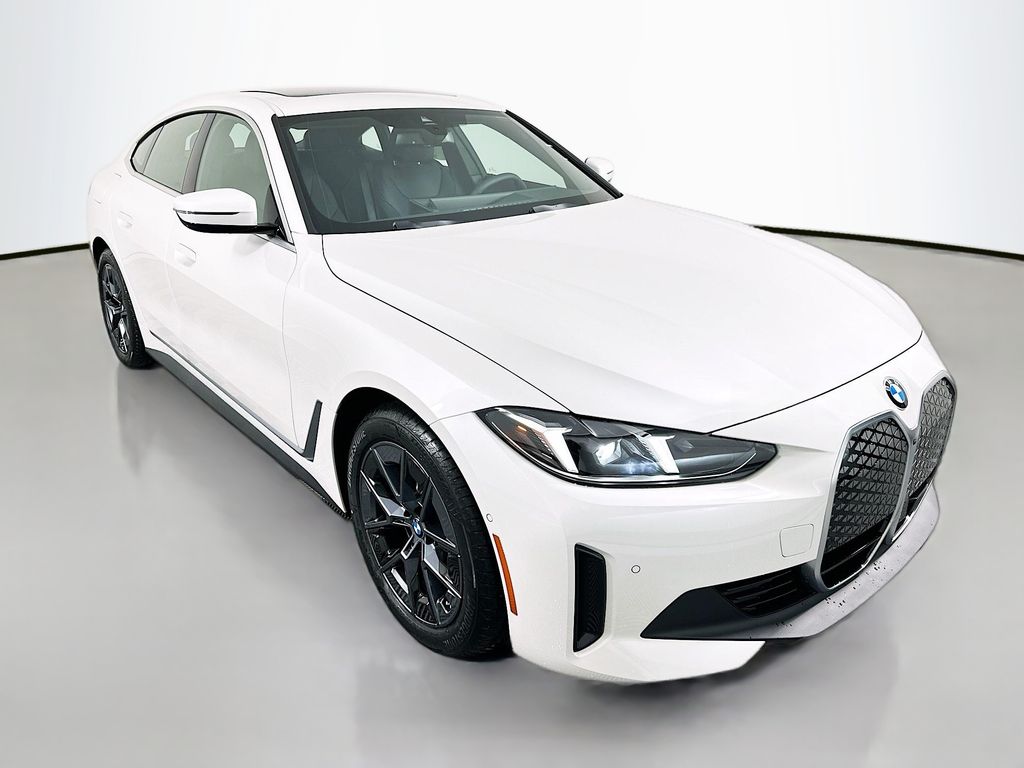 Thumbnail: 2026 BMW i4 - 3