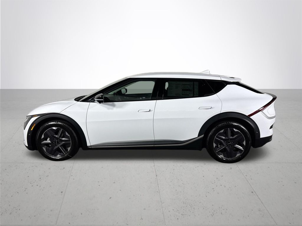 2025 Kia EV6 Light