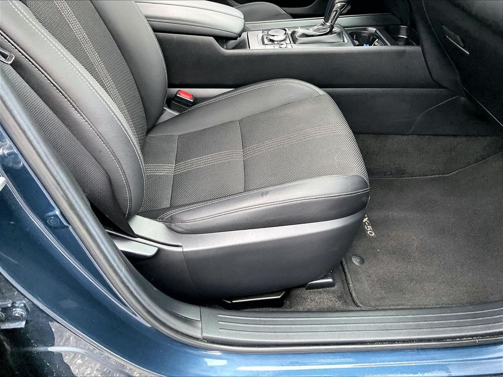 2025 Mazda CX-50 — photo 36