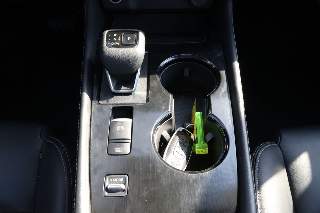 Thumbnail: 2023 Nissan Rogue - 21