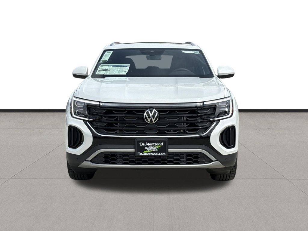 2026 Volkswagen Atlas Cross Sport 2.0T SE w/Technology White at DeMontrond Auto Country