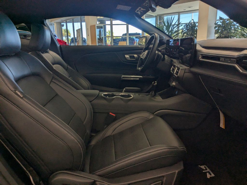 2025 Ford Mustang RTR