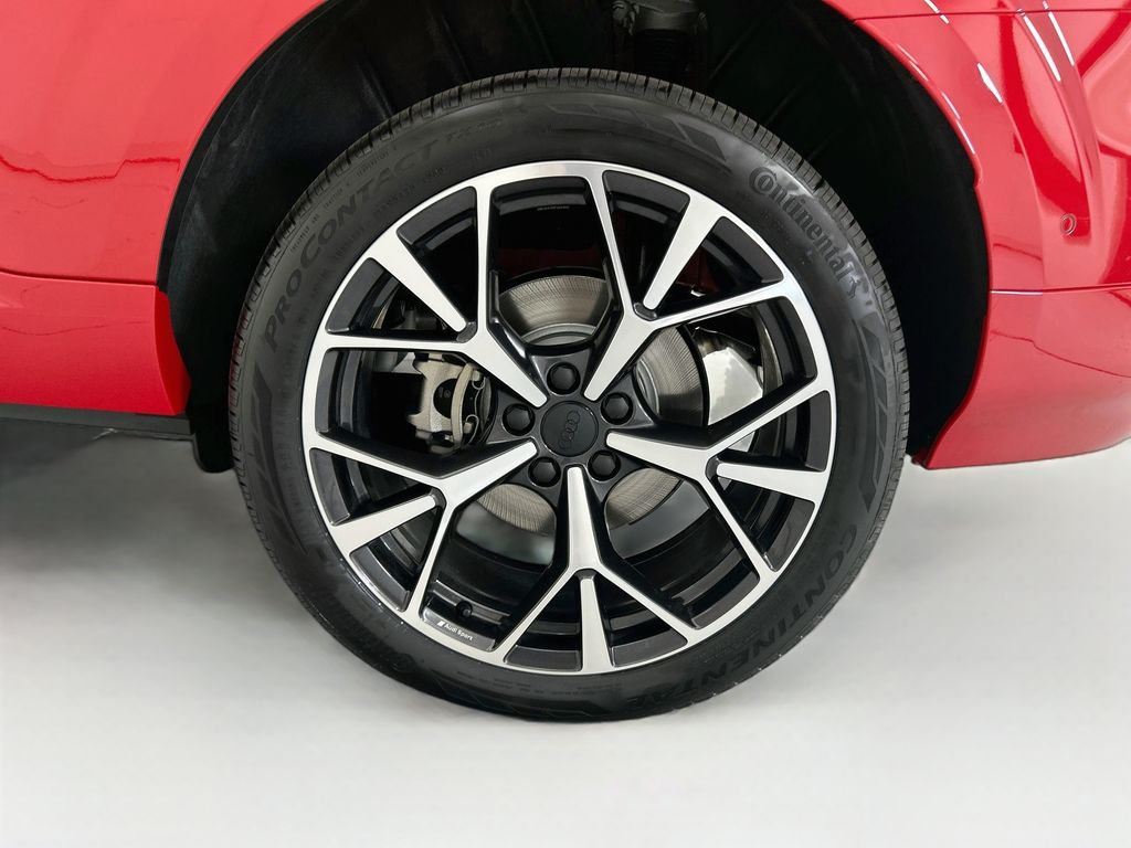 Thumbnail: 2026 Audi Q3 - 30