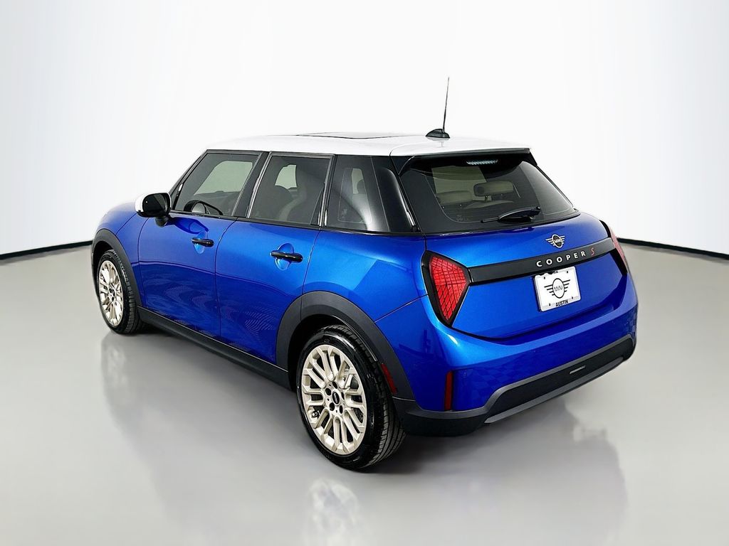 2025 MINI Cooper S 7