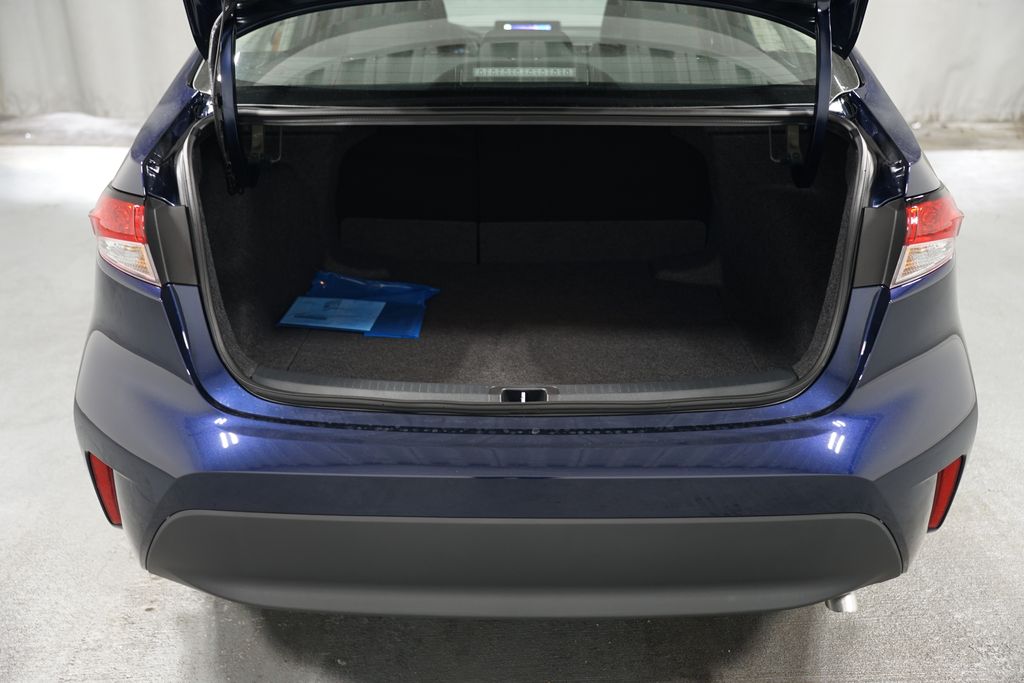 2025 Toyota Corolla LE 31