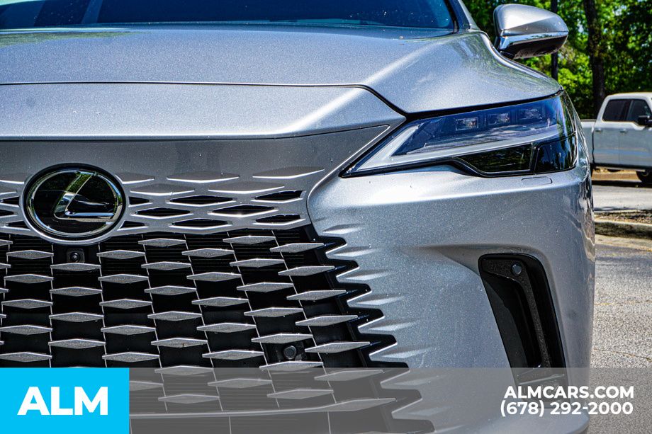 Used 2023 Silver Lexus 350 Luxury image 11