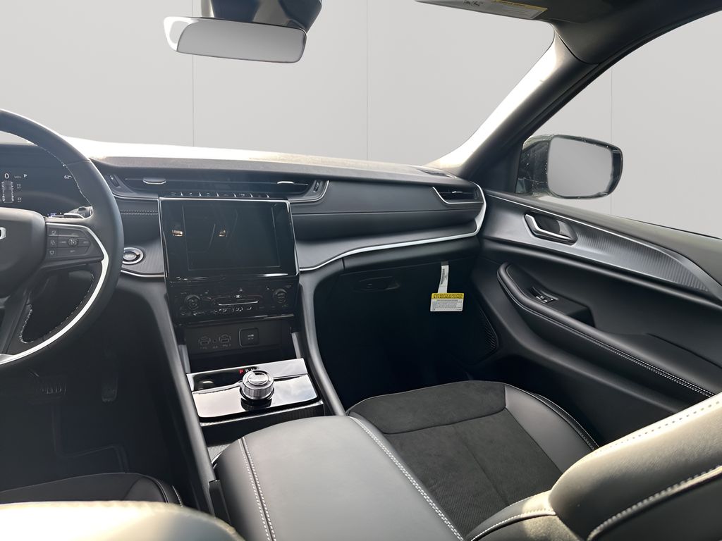 New Car 2025 Jeep Grand Cherokee  For Sale Under $40,000 In Austin, Texas