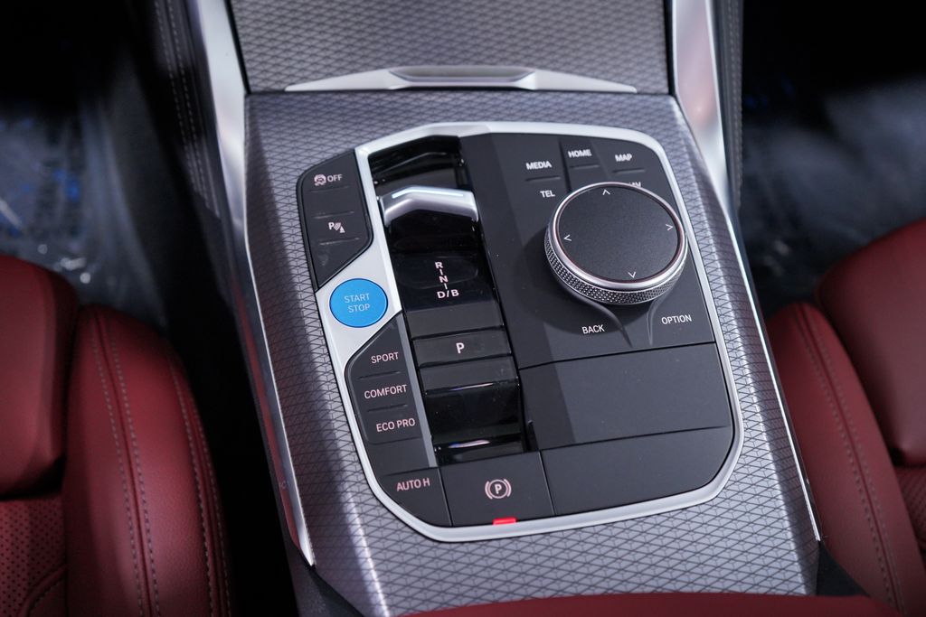 Thumbnail: 2026 BMW i4 - 11